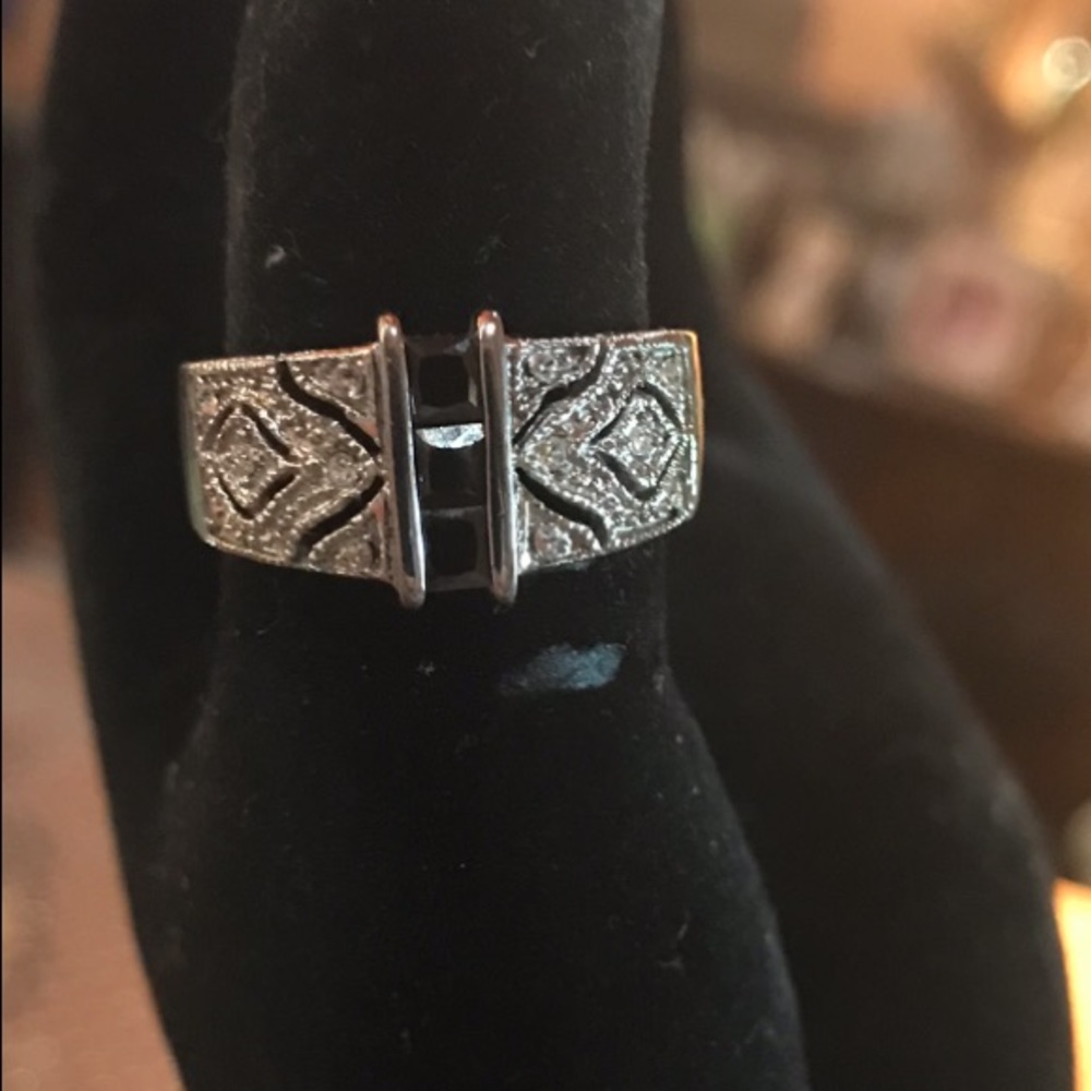 DIAMOND AND TURMALINE RING - Picture 3 of 8